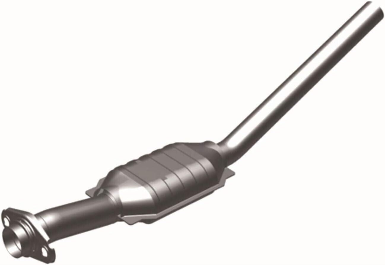 Magnaflow 339275 Catalytic Converter - Caravan | Voyager | Town and Country